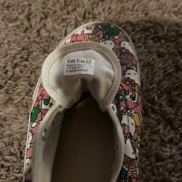 Hello kitty vans - Picture 9 of 10